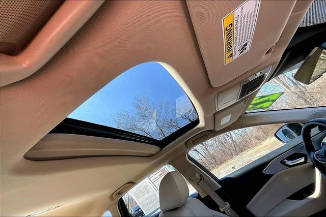 2022 Acura TLX w/Technology Package