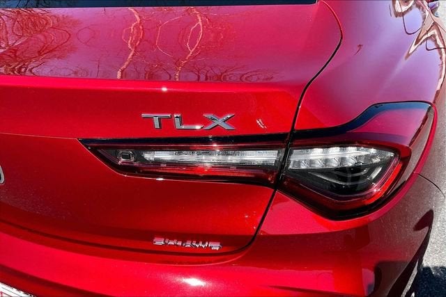 2022 Acura TLX w/Technology Package