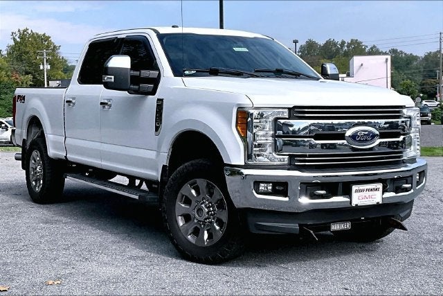 2017 Ford Super Duty F-250 SRW Lariat