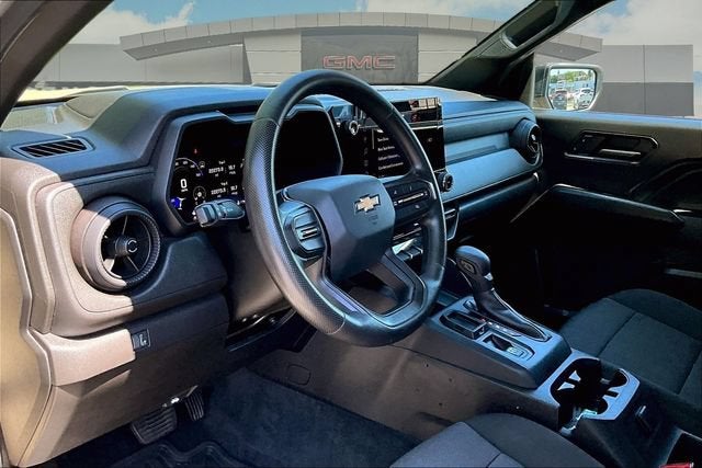 2024 Chevrolet Colorado WT