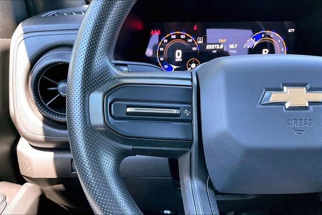 2024 Chevrolet Colorado WT