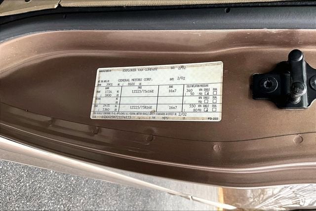 2002 GMC Savana Cargo 2500 2500 135IN WB