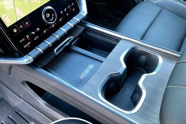 2025 GMC Acadia Denali - Photo 14