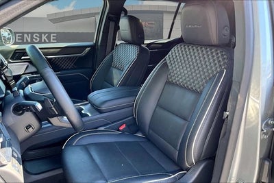 2025 GMC Acadia Denali