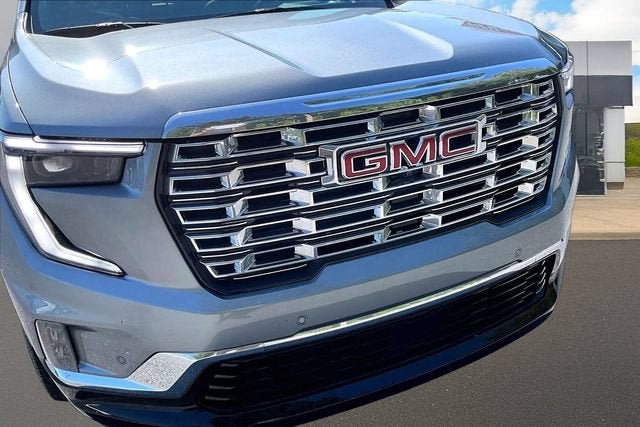 2025 GMC Acadia Denali - Photo 29