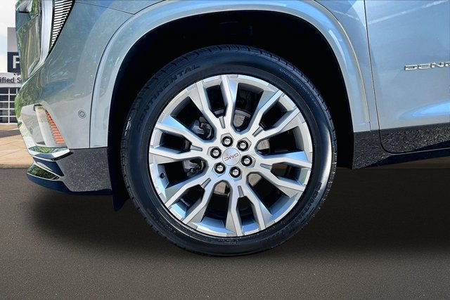 2025 GMC Acadia Denali - Photo 8