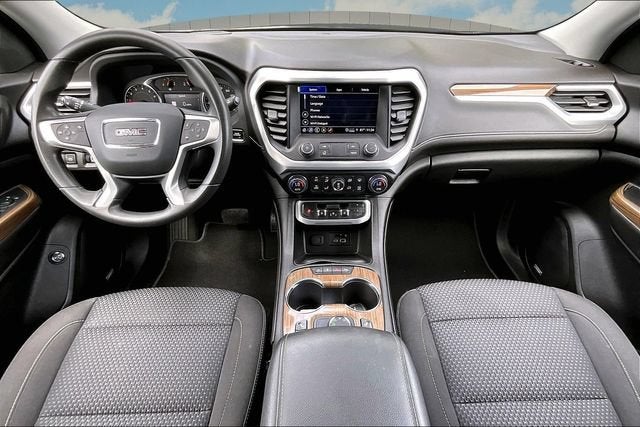 2022 GMC Acadia SLE