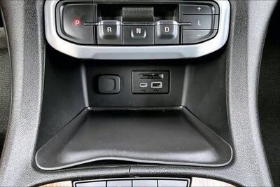 2022 GMC Acadia SLE