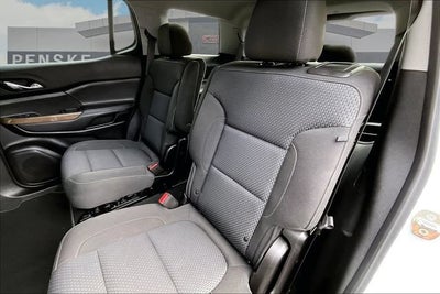 2022 GMC Acadia SLE