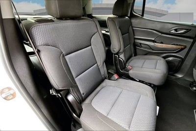2022 GMC Acadia SLE