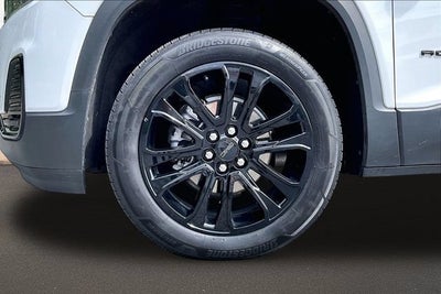 2022 GMC Acadia SLE
