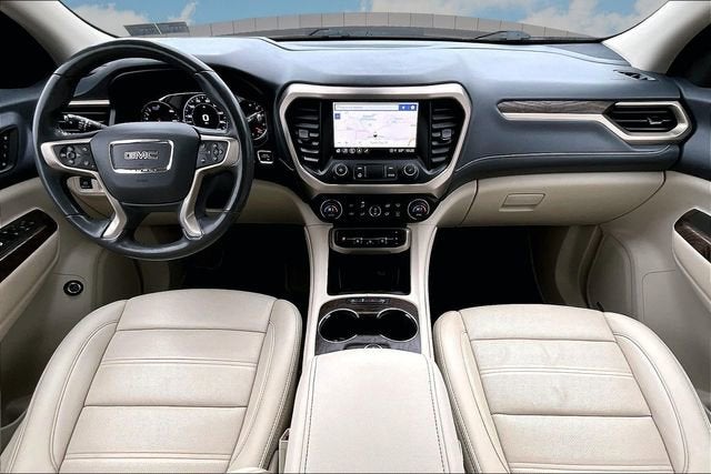 2022 GMC Acadia Denali