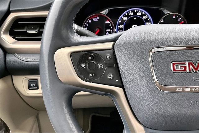 2022 GMC Acadia Denali