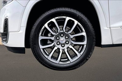 2022 GMC Acadia Denali