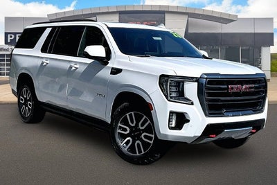 2023 GMC Yukon XL AT4