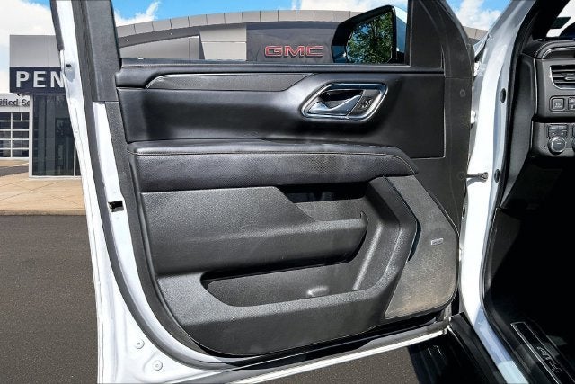 2023 GMC Yukon XL AT4