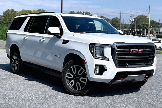 2023 GMC Yukon XL AT4
