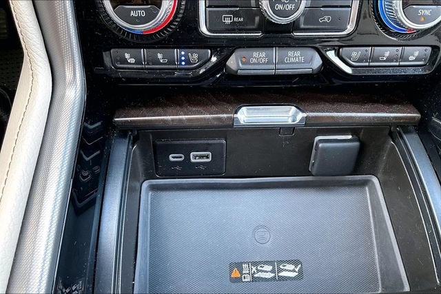 2023 GMC Yukon XL Denali