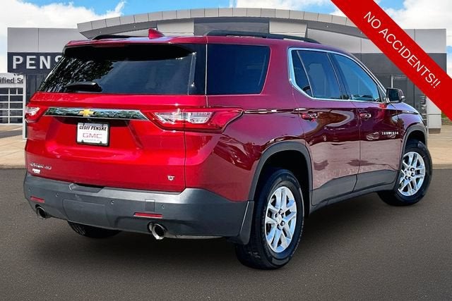2021 Chevrolet Traverse LT Cloth