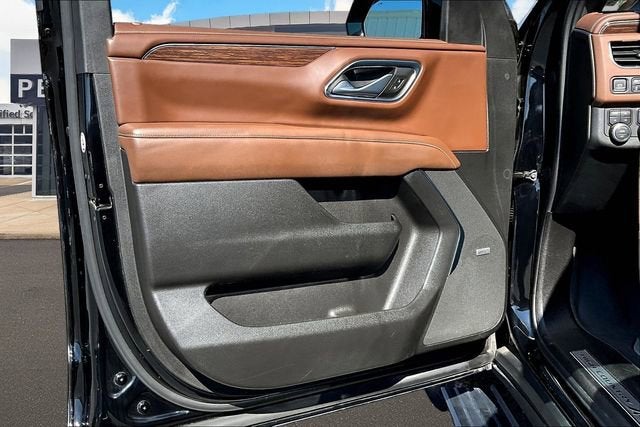 2023 Chevrolet Suburban High Country