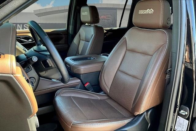 2023 Chevrolet Suburban High Country