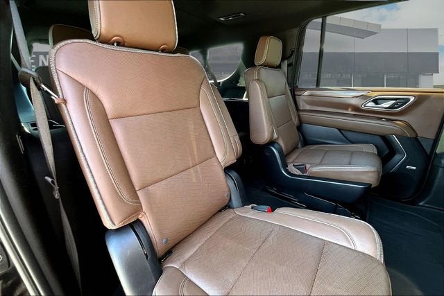 2023 Chevrolet Suburban High Country