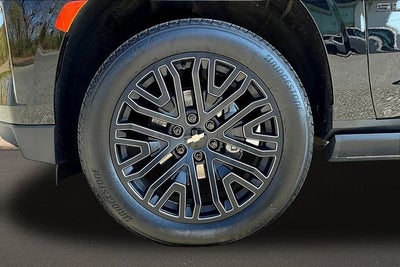 2023 Chevrolet Suburban High Country