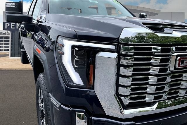 2025 GMC Sierra 3500 HD Denali