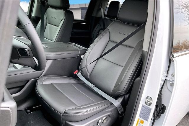 2026 GMC Sierra 3500 HD Denali DRW