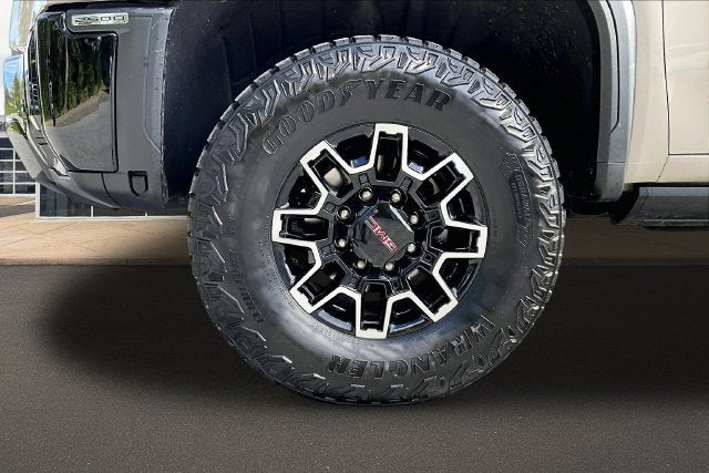 2026 GMC Sierra 2500HD AT4X - Photo 8
