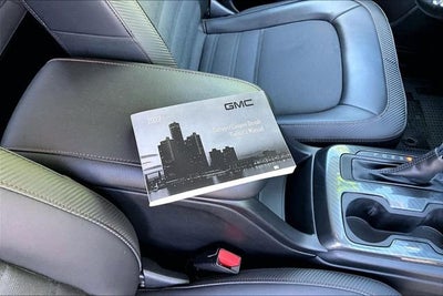 2022 GMC Canyon AT4 - Cloth