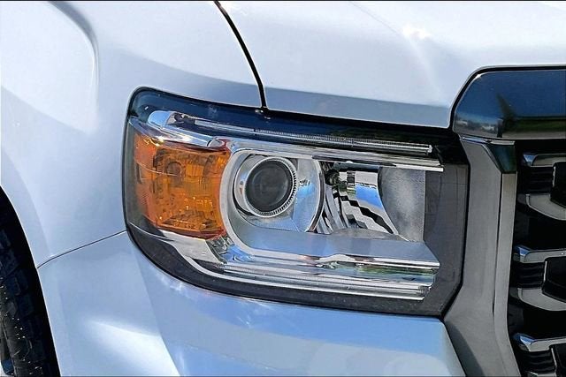 2022 GMC Canyon AT4 - Cloth