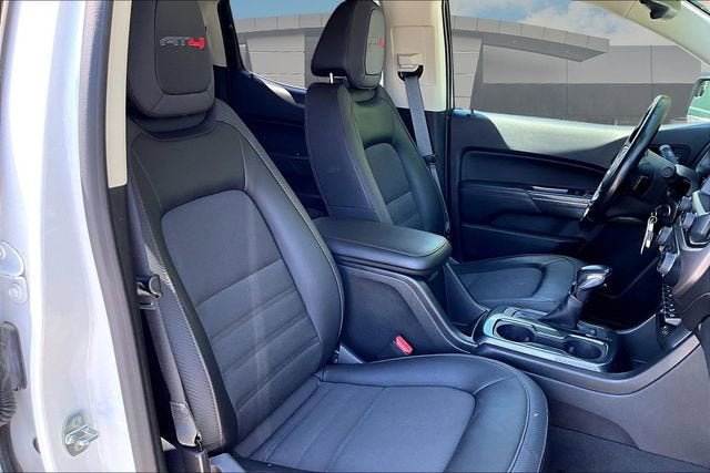 2022 GMC Canyon AT4 - Cloth