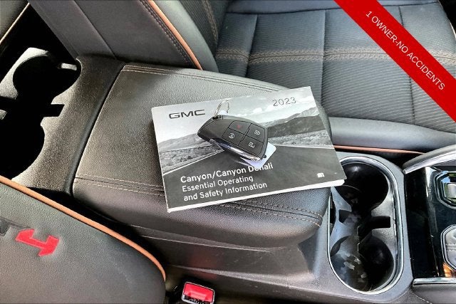 2023 GMC Canyon AT4