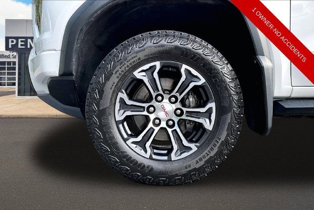 2023 GMC Canyon AT4