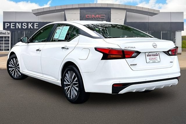 2025 Nissan Altima SV