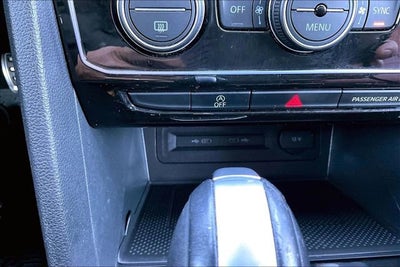 2023 Volkswagen Atlas Cross Sport 3.6L V6 SEL Premium R-Line