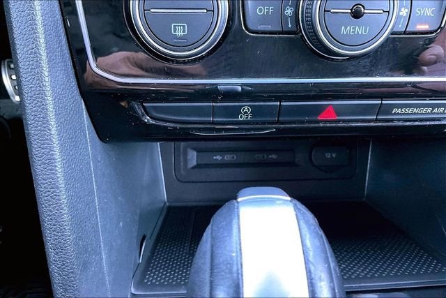 2023 Volkswagen Atlas Cross Sport 3.6L V6 SEL Premium R-Line