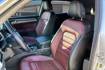 2023 Volkswagen Atlas Cross Sport 3.6L V6 SEL Premium R-Line