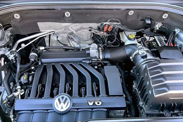 2023 Volkswagen Atlas Cross Sport 3.6L V6 SEL Premium R-Line
