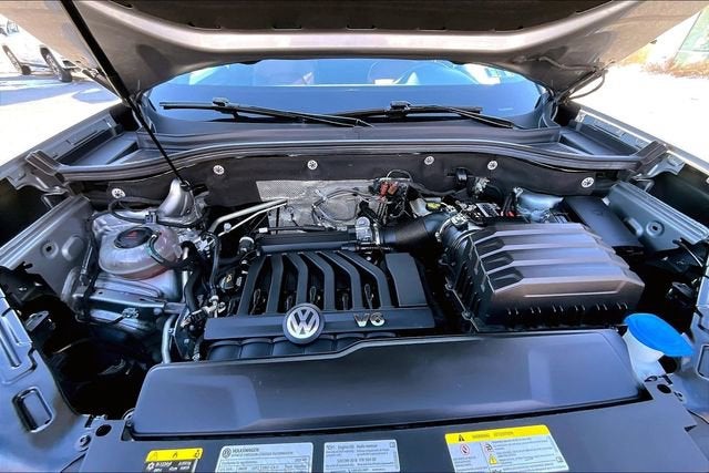 2023 Volkswagen Atlas Cross Sport 3.6L V6 SEL Premium R-Line
