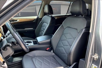 2024 Volkswagen Atlas 2.0T SE