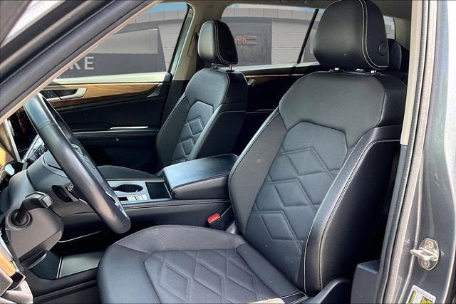 2024 Volkswagen Atlas 2.0T SE