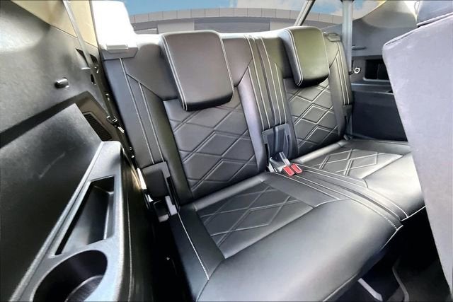 2024 Volkswagen Atlas 2.0T SE
