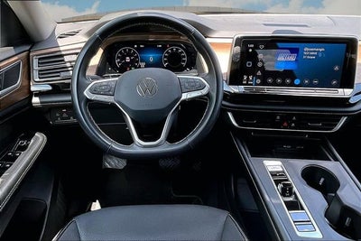 2024 Volkswagen Atlas 2.0T SE
