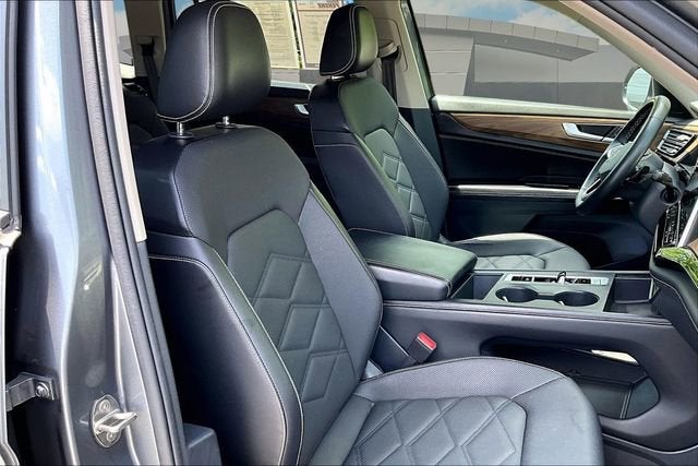 2024 Volkswagen Atlas 2.0T SE