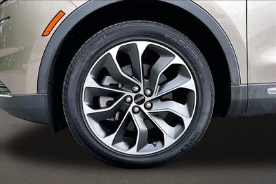 2021 Lincoln Nautilus Reserve