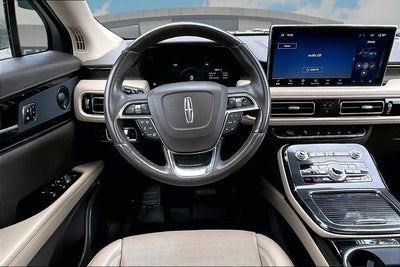2023 Lincoln Nautilus Reserve