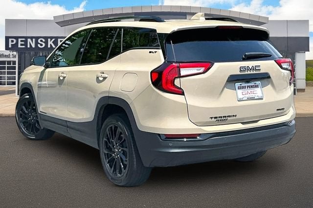 2023 GMC Terrain SLT