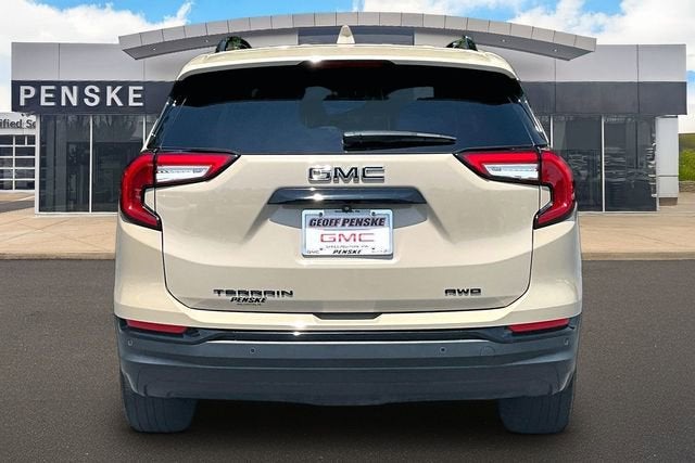 2023 GMC Terrain SLT